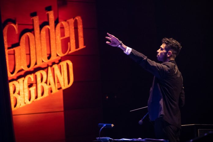 F-1-GOLDEN-BIG-BAND-696x464 F-1-GOLDEN-BIG-BAND-696x464
